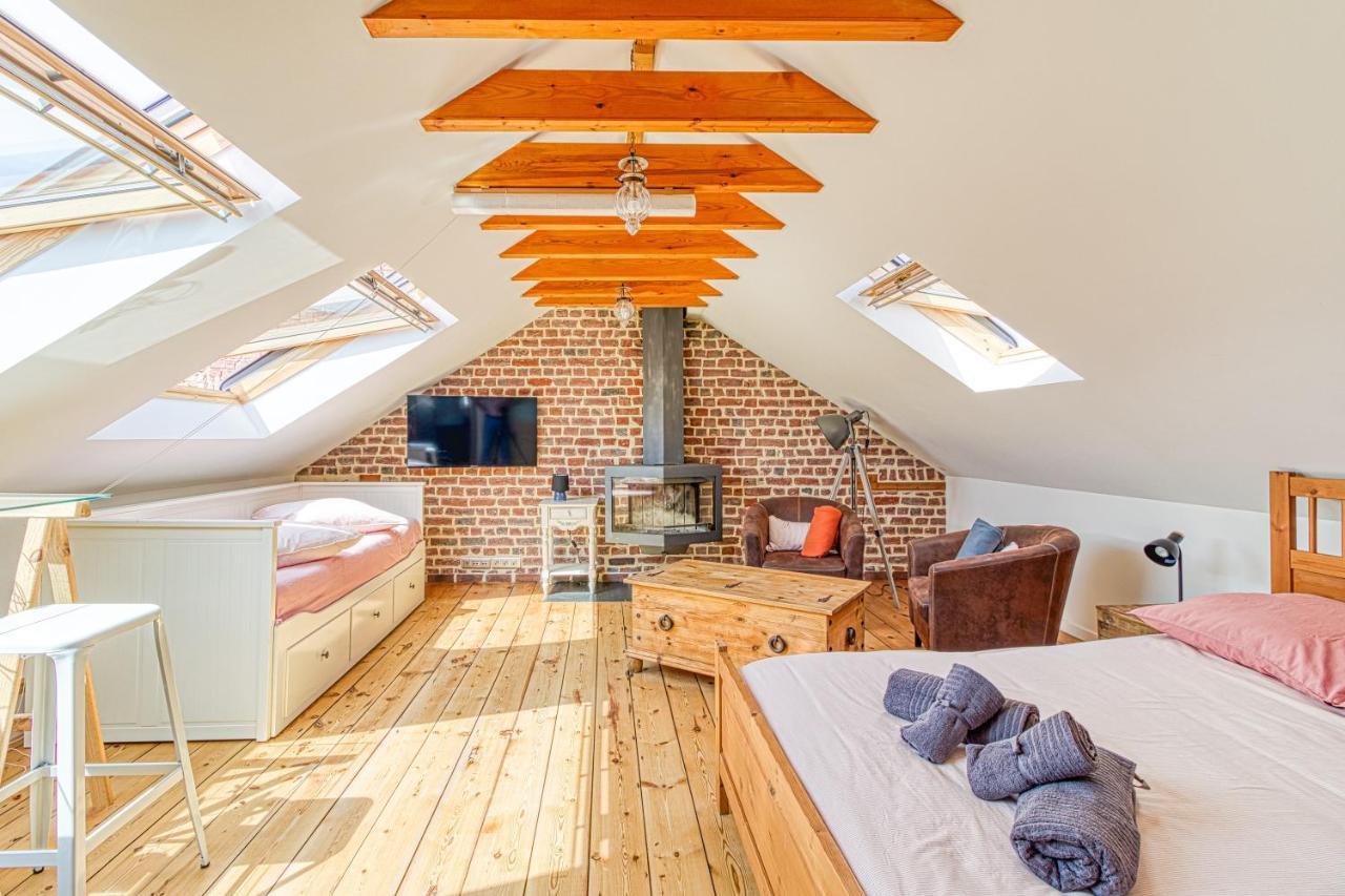 Le Verlaine - Appt Charmant Cosy Idealement Situe Calais Eksteriør bilde