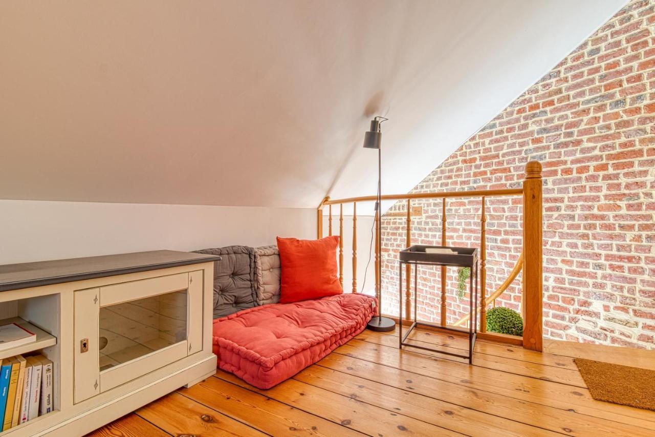 Le Verlaine - Appt Charmant Cosy Idealement Situe Calais Eksteriør bilde