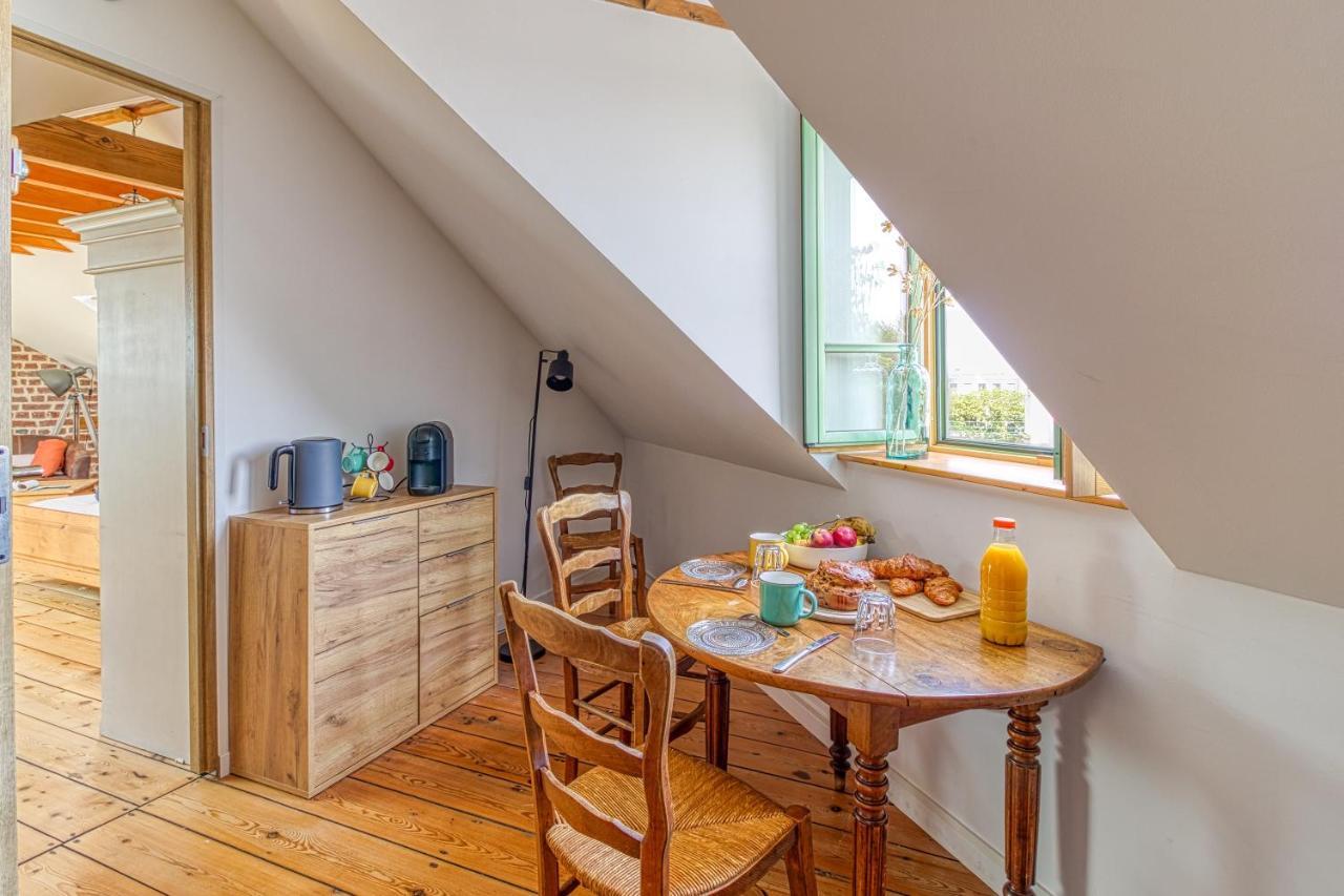 Le Verlaine - Appt Charmant Cosy Idealement Situe Calais Eksteriør bilde